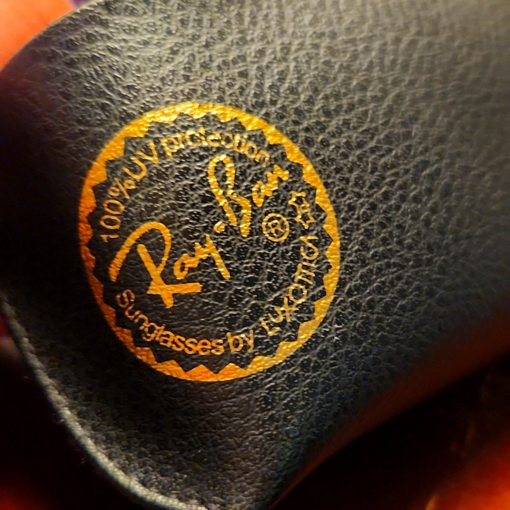 Ray-Ban Sunglasses with Case